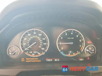 Zdjęcie 9 z 13 samochodu: 2017 BMW X5 XDRIVE35I VIN:5UXKR0C3XH0V73342 - miniatura