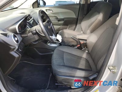 Zdjęcie 7 z 12 samochodu: 2018 CHEVROLET SONIC LT VIN:1G1JD5SG2J4137850 - miniatura
