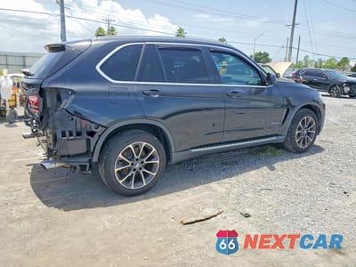 Trzecie zdjęcie samochodu z tyłu: 2016 BMW X5 SDRIVE35I VIN:5UXKR2C5XG0H42130 - miniatura