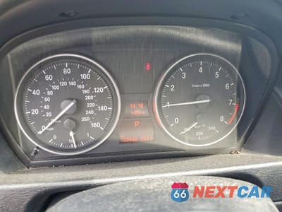 Zdjęcie 9 z 13 samochodu: 2015 BMW X1 XDRIVE35I VIN:WBAVM5C58FVV93629 - miniatura
