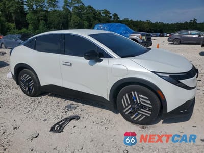Czwarte zdjęcie samochodu z boku: 2026 NISSAN LEAF SV+ VIN:JN1AZ2CA7TM304274 - miniatura