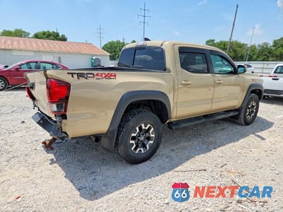 Trzecie zdjęcie samochodu z tyłu: 2019 TOYOTA TACOMA TRD OFF-ROAD VIN:5TFCZ5AN9KX190451 - miniatura