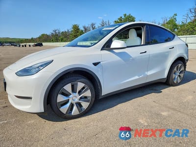 2021 TESLA MODEL Y 5YJYGDEE1MF130855 - główne zdjęcie licytacji z USA - miniatura
