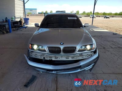 Piąte zdjęcie samochodu w środku: 2004 BMW 325 IT VIN:WBAEN33464EZ15576 - miniatura