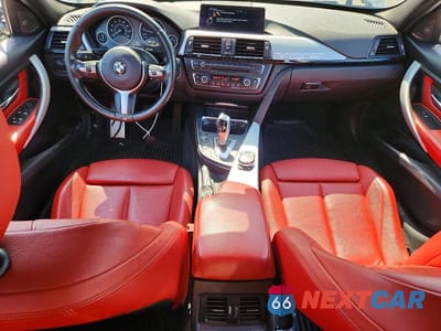 Zdjęcie 8 z 12 samochodu: 2015 BMW 328 XI VIN:WBA3B3G58FNR89183 - miniatura