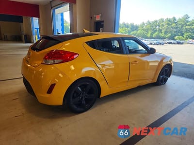 Trzecie zdjęcie samochodu z tyłu: 2012 HYUNDAI VELOSTER BASE VIN:KMHTC6AD5CU071387 - miniatura