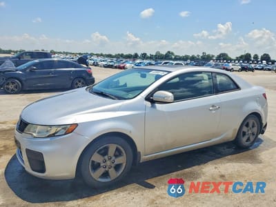 2010 KIA FORTE EX KNAFU6A24A5302264 - główne zdjęcie licytacji z USA - miniatura