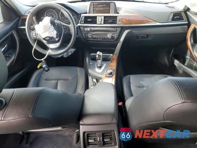 Zdjęcie 8 z 12 samochodu: 2014 BMW 328 I SULEV VIN:WBA3C1G59ENR49811 - miniatura