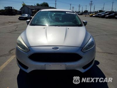 Piąte zdjęcie samochodu w środku: 2016 FORD FOCUS SE VIN:1FADP3F22GL365947 - miniatura