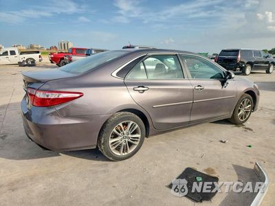 Trzecie zdjęcie samochodu z tyłu: 2016 TOYOTA CAMRY SE VIN:4T1BF1FKXGU124457 - miniatura