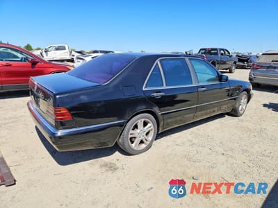 Trzecie zdjęcie samochodu z tyłu: 1996 MERCEDES-BENZ S 420 VIN:WDBGA43E0TA316148 - miniatura