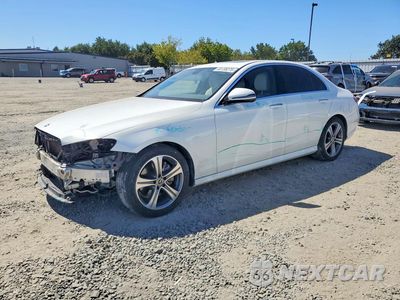 2018 MERCEDES-BENZ E 300 WDDZF4JB1JA312813 - główne zdjęcie licytacji z USA - miniatura