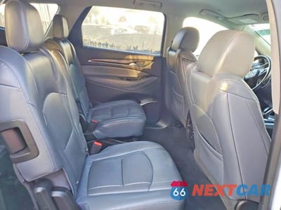 Zdjęcie 10 z 12 samochodu: 2018 BUICK ENCLAVE ESSENCE VIN:5GAERBKW5JJ122102 - miniatura