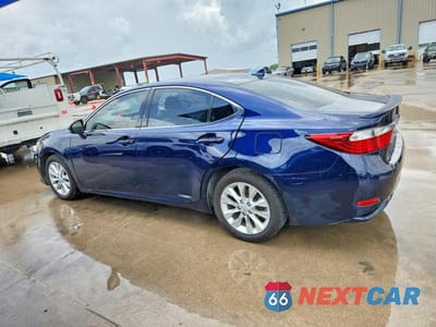 Drugie zdjęcie samochodu z przodu: 2013 LEXUS ES 300H VIN:JTHBW1GG2D2026978 - miniatura