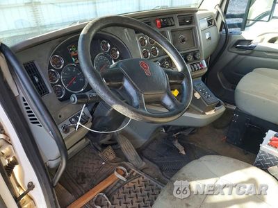 Zdjęcie 8 z 13 samochodu: 2019 KENWORTH T880 DUMP TRUCK VIN:1NKZXPEX2KJ239014 - miniatura