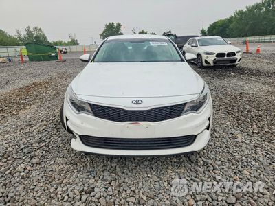Piąte zdjęcie samochodu w środku: 2016 KIA OPTIMA LX VIN:5XXGT4L32GG043833 - miniatura