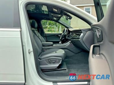 Zdjęcie 7 z 10 samochodu: 2022 AUDI Q7 PREMIUM PLUS VIN:WA1LXBF74ND009142 - miniatura