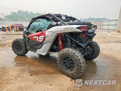 Trzecie zdjęcie samochodu z tyłu: 2024 CAN-AM MAVERICK X3 UTILITY VEHICLE VIN:3JBVGAY49RE001637 - miniatura