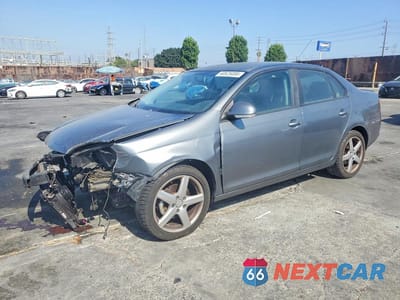 2010 VOLKSWAGEN JETTA LIMITED 3VWAZ7AJ1AM104437 - główne zdjęcie licytacji z USA - miniatura