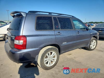 Trzecie zdjęcie samochodu z tyłu: 2006 TOYOTA HIGHLANDER HYBRID VIN:JTEDW21A660016405 - miniatura