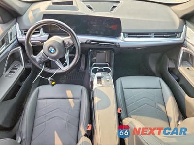 Zdjęcie 8 z 13 samochodu: 2023 BMW X1 XDRIVE28I VIN:WBX73EF04P5W68412 - miniatura