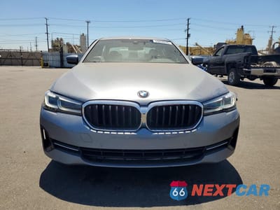 Piąte zdjęcie samochodu w środku: 2022 BMW 530 I VIN:WBA53BH08NCJ53175 - miniatura