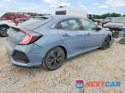 Trzecie zdjęcie samochodu z tyłu: 2018 HONDA CIVIC EX VIN:SHHFK7H58JU236085 - miniatura