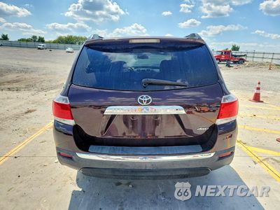 Zdjęcie 6 z 13 samochodu: 2013 TOYOTA HIGHLANDER SE VIN:5TDBK3EH0DS184636 - miniatura