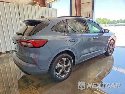Trzecie zdjęcie samochodu z tyłu: 2024 FORD ESCAPE ST LINE VIN:1FMCU0MN7RUB55377 - miniatura