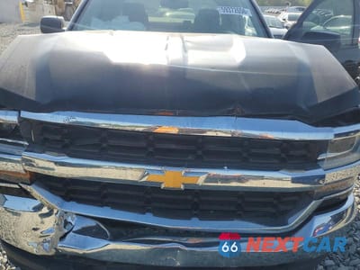 Zdjęcie 11 z 12 samochodu: 2018 CHEVROLET SILVERADO K1500 LT VIN:1GCVKREC0JZ141901 - miniatura