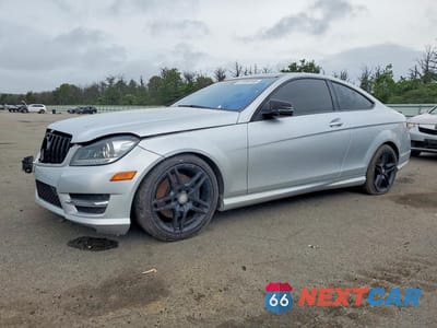 2014 MERCEDES-BENZ C 350 4MATIC WDDGJ8JB8EG264694 - główne zdjęcie licytacji z USA - miniatura
