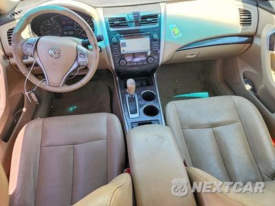 Zdjęcie 8 z 12 samochodu: 2014 NISSAN ALTIMA 2.5 VIN:1N4AL3AP7EC112931 - miniatura