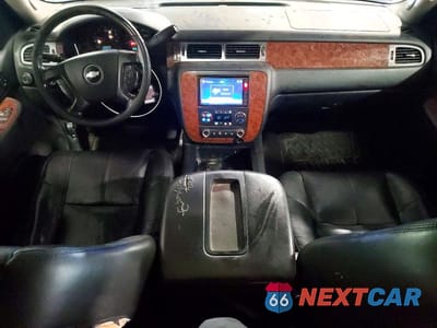 Zdjęcie 8 z 12 samochodu: 2008 CHEVROLET SILVERADO K1500 VIN:1GCEK19Y18Z116104 - miniatura