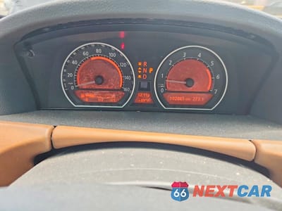 Zdjęcie 9 z 12 samochodu: 2003 BMW 745 LI VIN:WBAGN63413DR09490 - miniatura