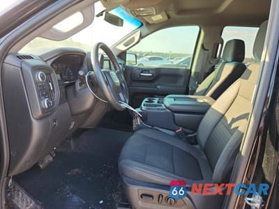 Zdjęcie 7 z 12 samochodu: 2021 GMC SIERRA K1500 VIN:3GTU9AEF5MG286522 - miniatura