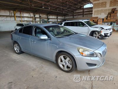 Czwarte zdjęcie samochodu z boku: 2013 VOLVO S60 T5 VIN:YV1612FSXD1223281 - miniatura