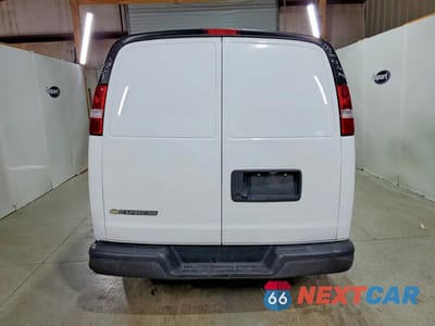 Zdjęcie 6 z 14 samochodu: 2024 CHEVROLET EXPRESS 2500 CARGO DELIVERY VAN VIN:1GCWGAFP5R1237123 - miniatura