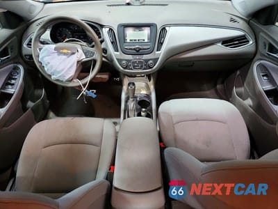 Zdjęcie 8 z 12 samochodu: 2017 CHEVROLET MALIBU LS VIN:1G1ZB5ST5HF287844 - miniatura