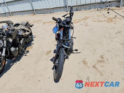 Drugie zdjęcie samochodu z przodu: 2015 HARLEY-DAVIDSON XL883 IRON 883 VIN:1HD4LE230FC407044 - miniatura