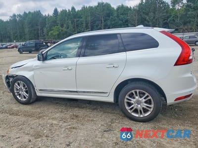 Drugie zdjęcie samochodu z przodu: 2016 VOLVO XC60 T5 PLATINUM VIN:YV4612RM7G2826414 - miniatura