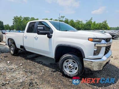 Czwarte zdjęcie samochodu z boku: 2022 CHEVROLET SILVERADO K2500 HEAVY DUTY LT VIN:1GC5YNE74NF333758 - miniatura