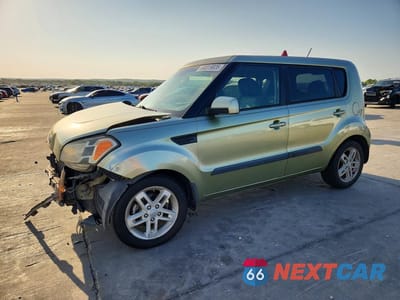 2011 KIA SOUL + KNDJT2A20B7339164 - główne zdjęcie licytacji z USA - miniatura