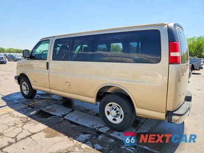 Drugie zdjęcie samochodu z przodu: 2006 CHEVROLET EXPRESS G3500 VIN:1GAHG35U661213090 - miniatura