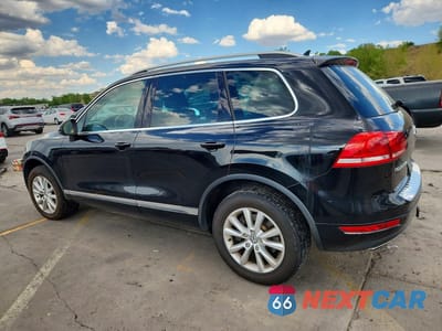 Drugie zdjęcie samochodu z przodu: 2013 VOLKSWAGEN TOUAREG V6 VIN:WVGEF9BP9DD011687 - miniatura