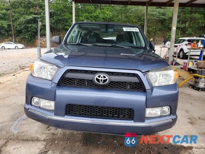 Piąte zdjęcie samochodu w środku: 2012 TOYOTA 4RUNNER LIMITED VIN:JTEZU5JR8C5035328 - miniatura