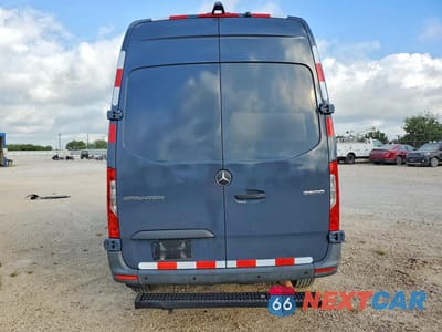 Zdjęcie 6 z 12 samochodu: 2019 MERCEDES-BENZ SPRINTER 2500/3500 DELIVERY VAN VIN:WD4PF0CD9KP045823 - miniatura