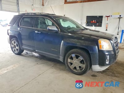 Czwarte zdjęcie samochodu z boku: 2011 GMC TERRAIN SLT VIN:2CTFLXE53B6372316 - miniatura
