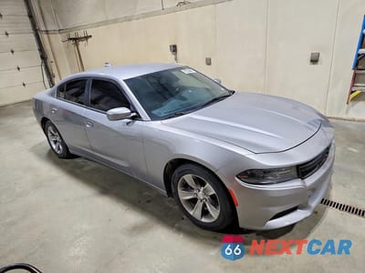 Czwarte zdjęcie samochodu z boku: 2017 DODGE CHARGER SXT VIN:2C3CDXHG1HH503480 - miniatura
