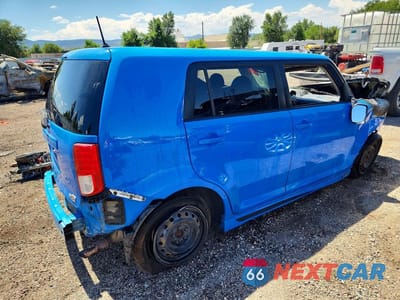 Trzecie zdjęcie samochodu z tyłu: 2011 TOYOTA SCION XB VIN:JTLZE4FE1B1136951 - miniatura