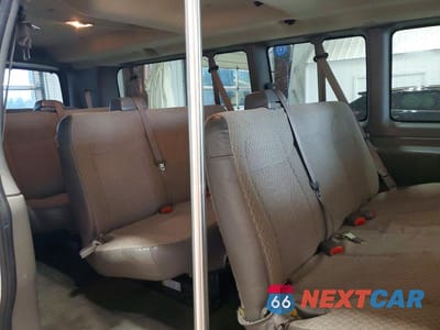 Zdjęcie 11 z 14 samochodu: 2008 CHEVROLET EXPRESS G3500 VIN:1GAHG39K081173682 - miniatura